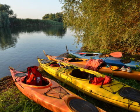 Do Kayaks Need to Be Registered?